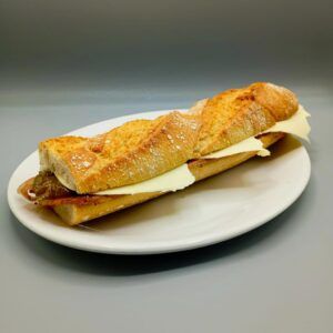 Bocadillo de bacon con pimiento y queso - Kaioba Tortillas