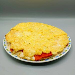 Tortilla de piquillo y queso azul