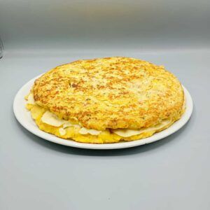 Tortilla de patatas con queso roquefort
